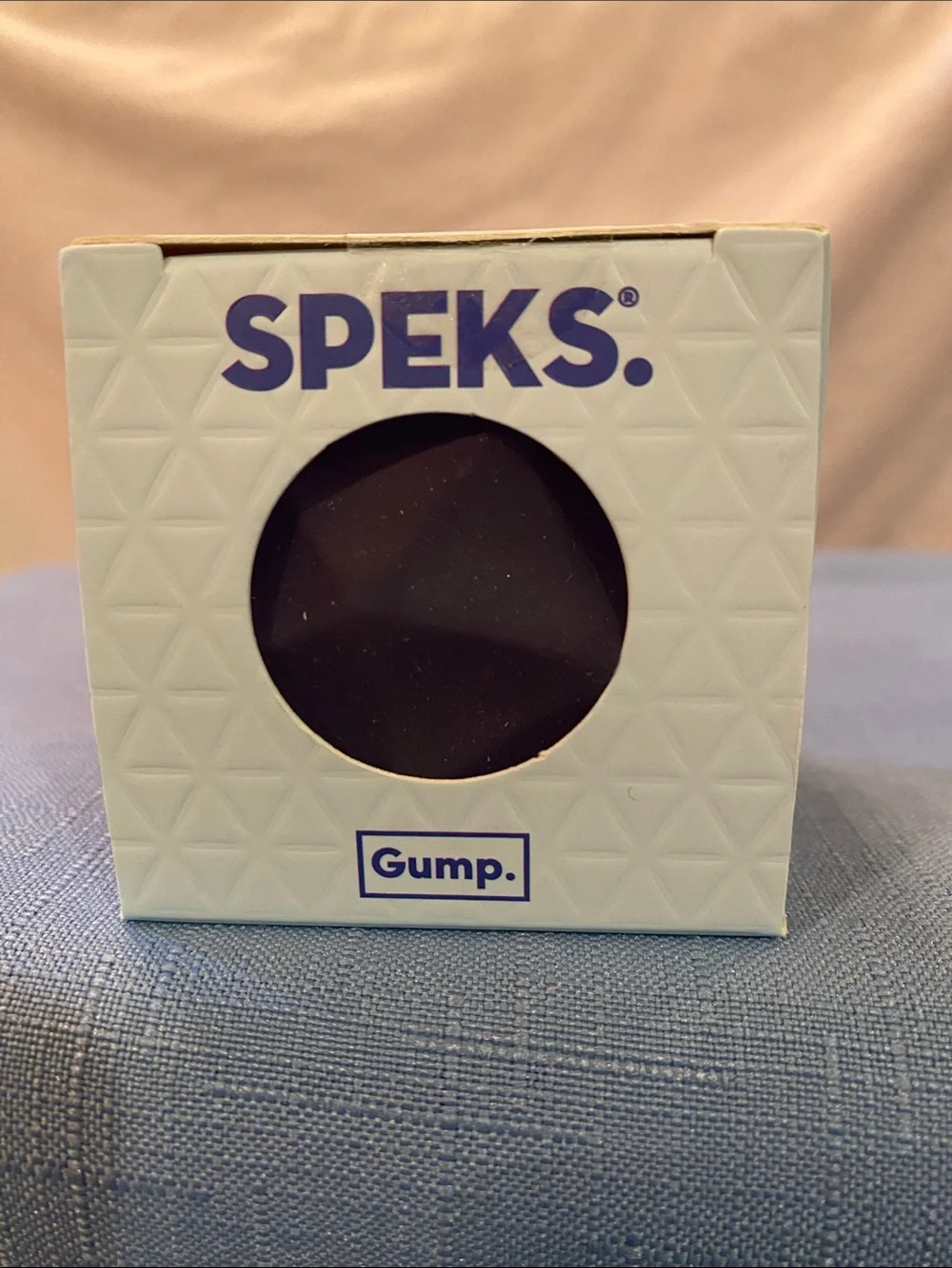 Speks gump surface